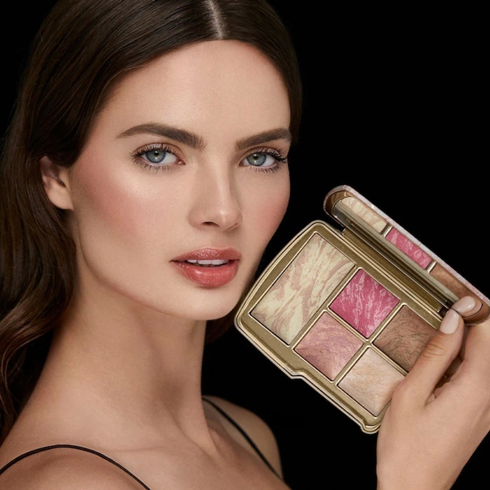 Палетка Hourglass Ambient Lighting Edit Universe