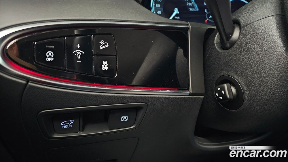 Genesis GV70 2.5T Бензин 2WD (01.2022)