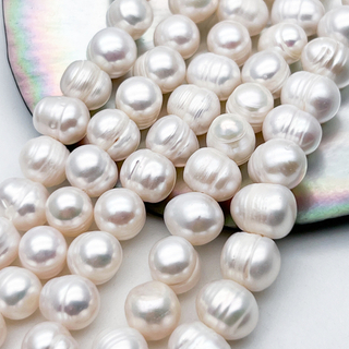 Жемчуг бусины, размер около 8-8,5 мм, цена за отрезок 17-17,5 см (1/2 нити)