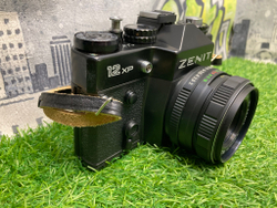 Zenit 12XP + Helios-44M-7