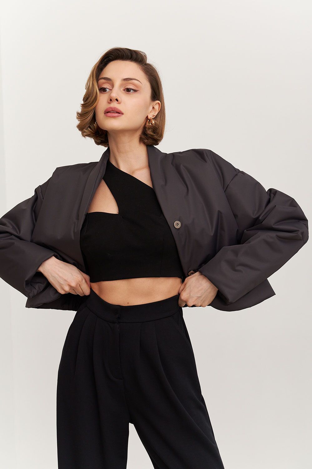 Куртка с объемными рукавами цвета графит