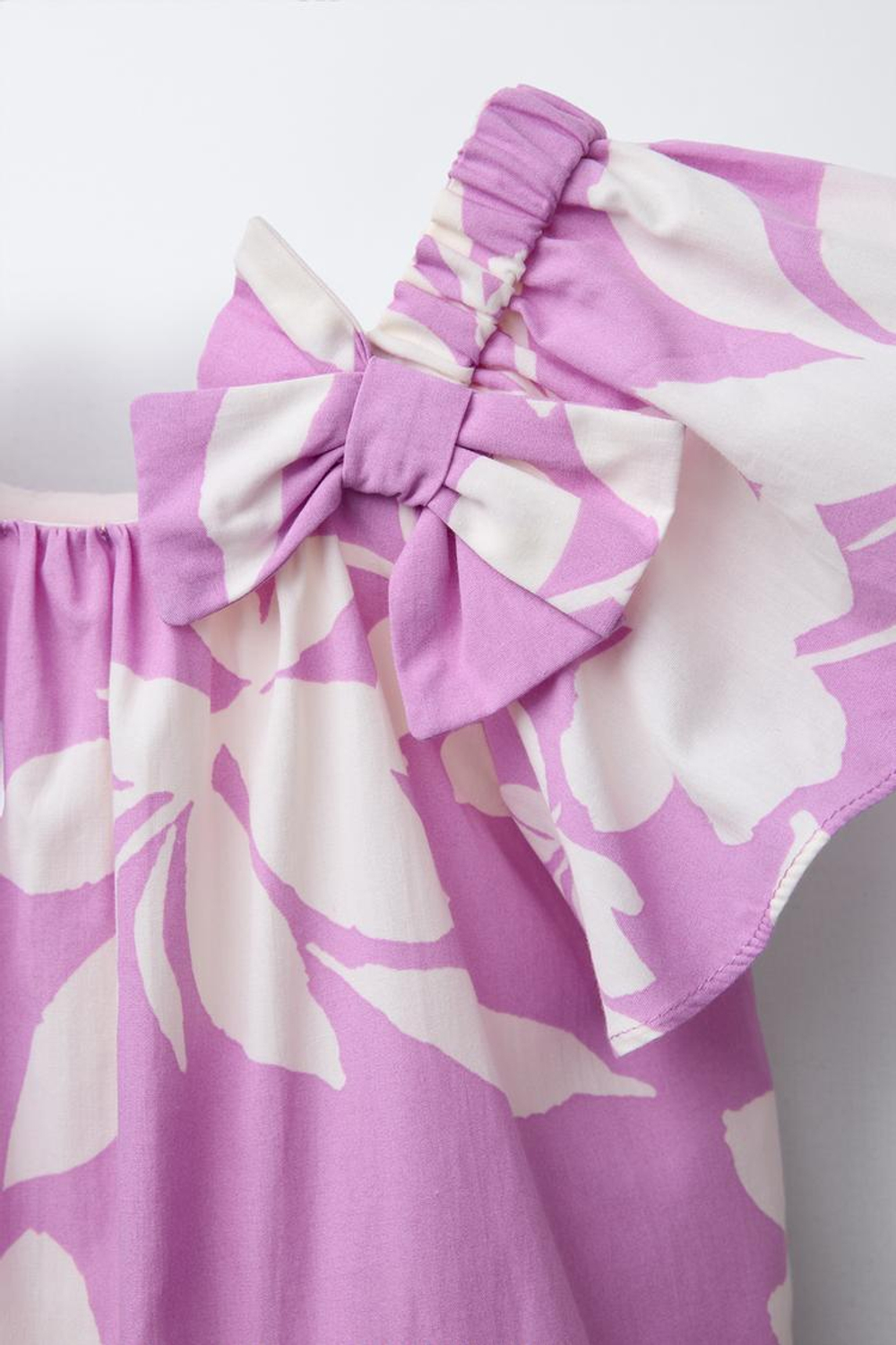 ZARA ПЛАТЬЕ С ЦВЕТОЧНЫМ ПРИНТОМ, РОЗОВЫЙ