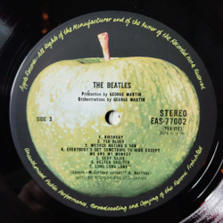 Винтажная виниловая пластинка LP The Beatles Whitre Album (Japan 1976) (No Obi) Blackbird