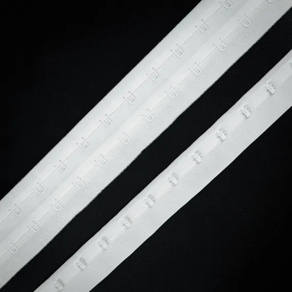 Крючки на ленте двухрядные белые (цв. 001), Arta-F