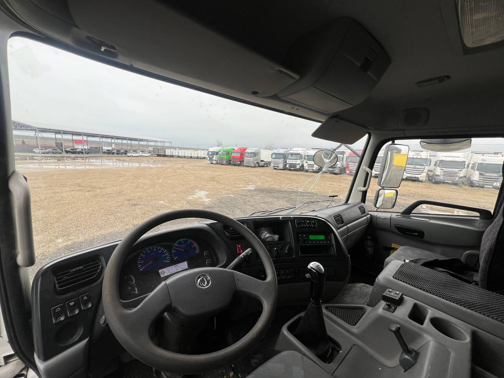 DongFeng KC 8x4 Самосвал KC (Дизельный, 8,9 л, 371 л.с., МТ)