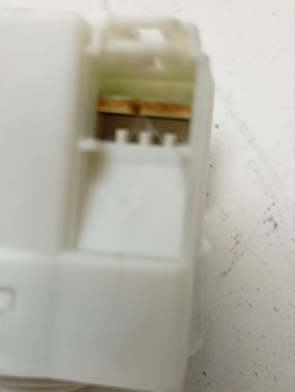 RST703DW кт18 Датчик уровня воды (пресcостат) для стиральных машин Ariston 16002692104 б/у