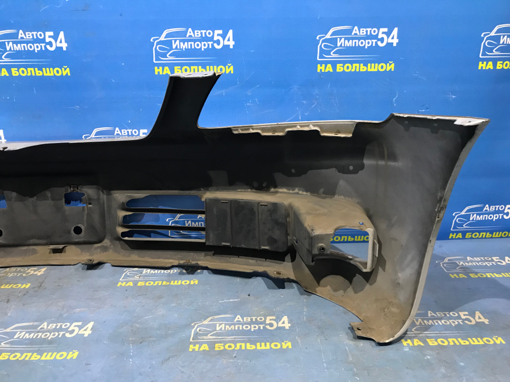 Бампер передний TOYOTA CROWN 2003-2005