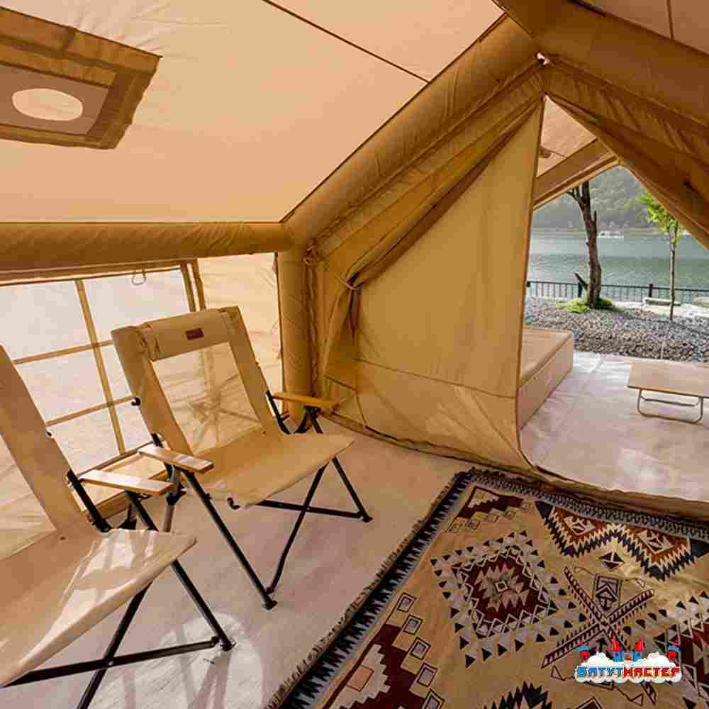 Пневмокаркасная всесезонная палатка «Тёплая Искра» 3,6×4,8×2,2 м — с печкой, из ПВХ, бежевая