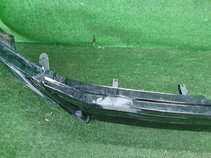 Юбка переднего бампера Toyota Land Cruiser (2015-2021) Executive Lounge