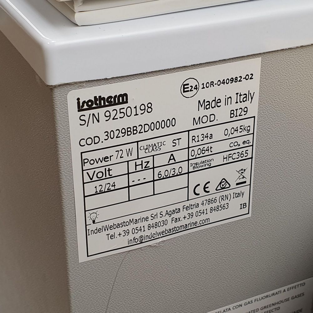 Компрессорный автохолодильник Isotherm BI29L/V 12/24В