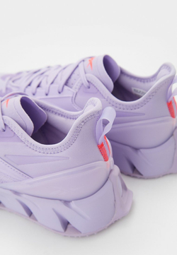 Кроссовки женские REEBOK ZIG KINETICA 3