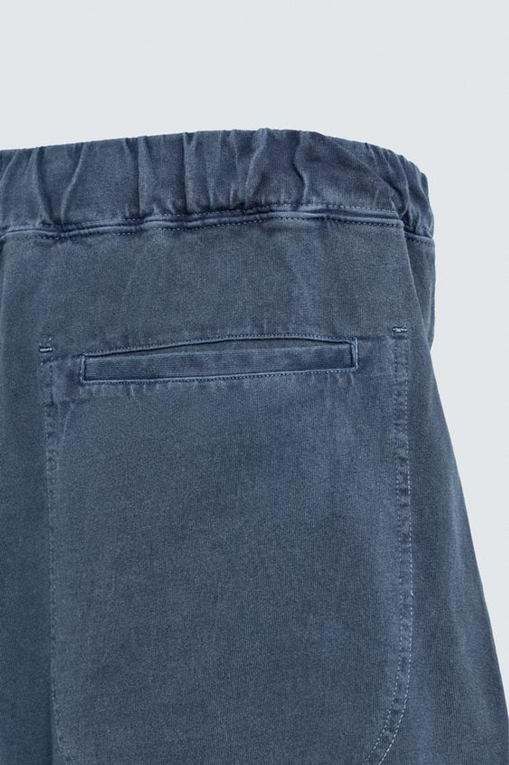 ZARA ШОРТЫ-ДЖОГГЕРЫ С ЭФФЕКТОМ ПОТЕРТОСТИ, СИНИЙ