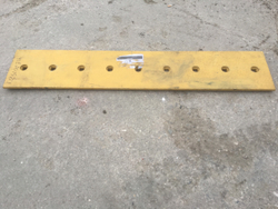 Нож Komatsu WD600 центральный 41E-70-15221