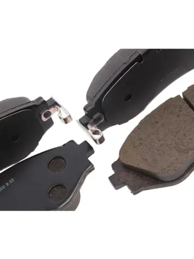 Колодки тормозные DAEWOO Nexia,Nubira CHEVROLET Lacetti (03-) передние (4шт.) SANGSIN