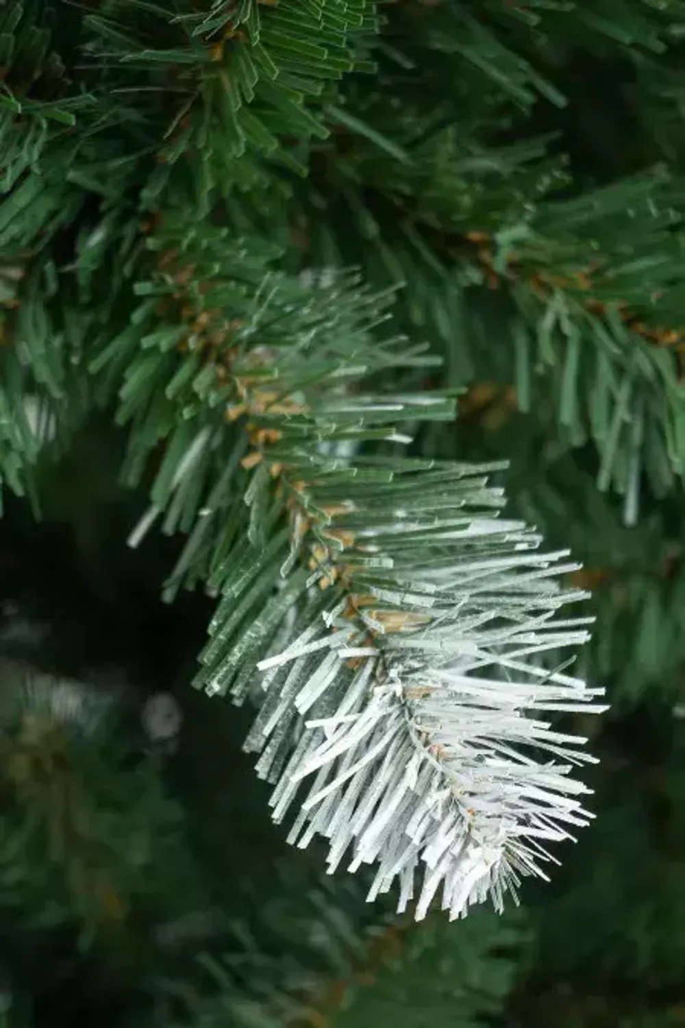 Заснеженная ель «Звездная» (пвх) 240 см / 2,4 м