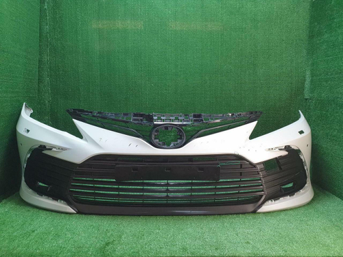 Бампер передний Toyota Camry xv70 (2020-н.в.)