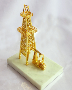 Сувенир "Нефтяная вышка"