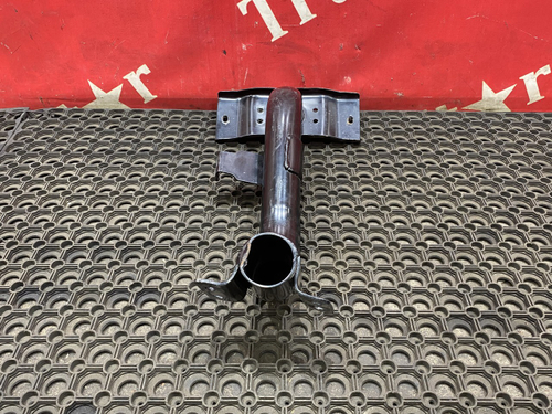 Кронштейн корпуса подножек правый 2024г