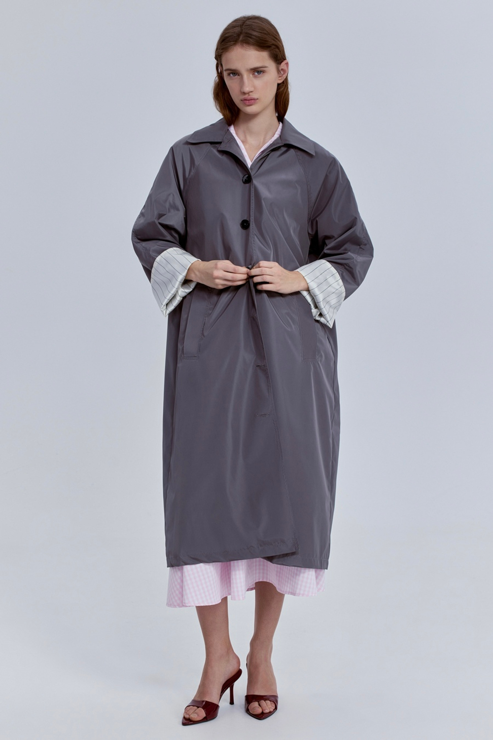 Плащ из нейлона