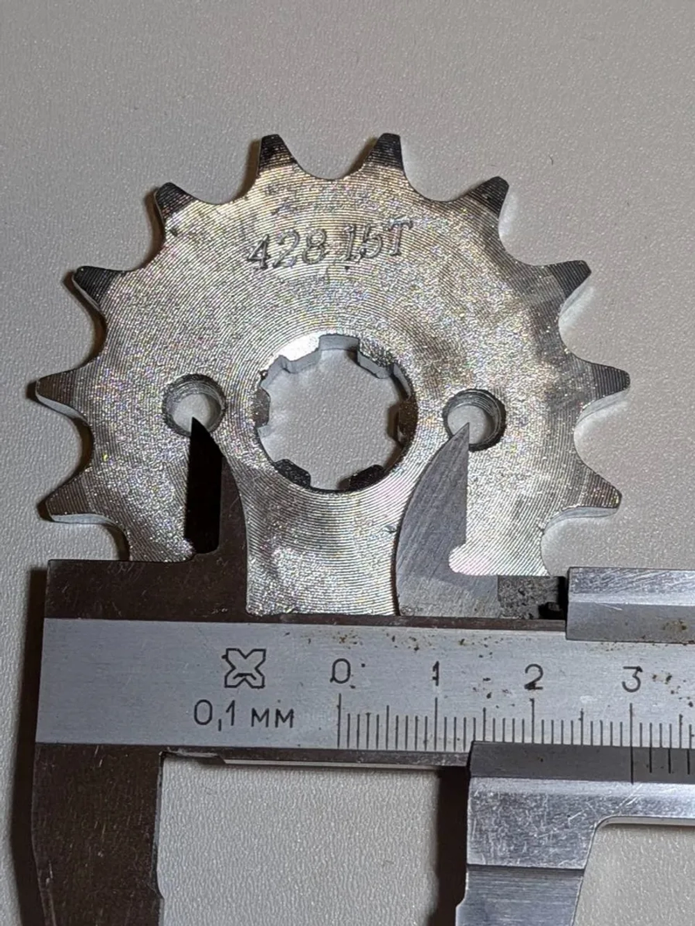 - -  Звезда ведущая для мопеда, питбайка (428-15)