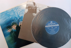 The Rolling Stones Between The Buttons (Japan 1976)