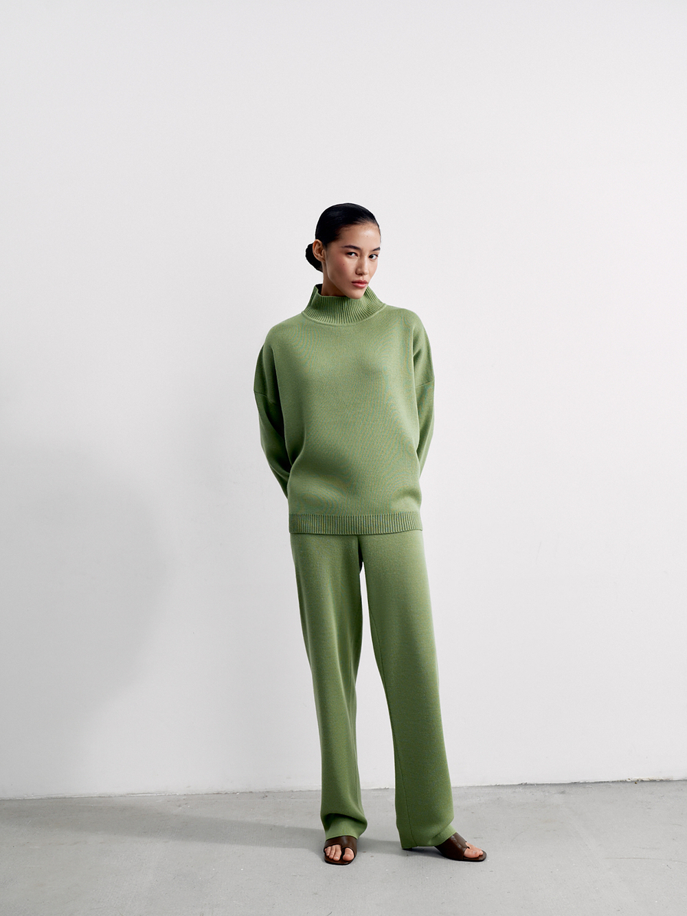 Брюки WEEKEND, зелёный