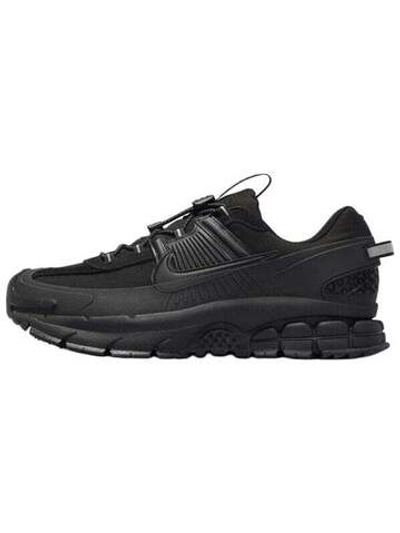 Кроссовки Nike Air Zoom Vomero Roam Triple Black