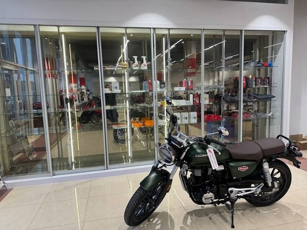 Новый салон мототехники HONDA в ТЦ «Формула Х»