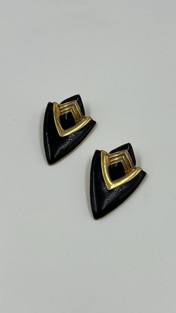 Крупные серьги с чёрной эмалью