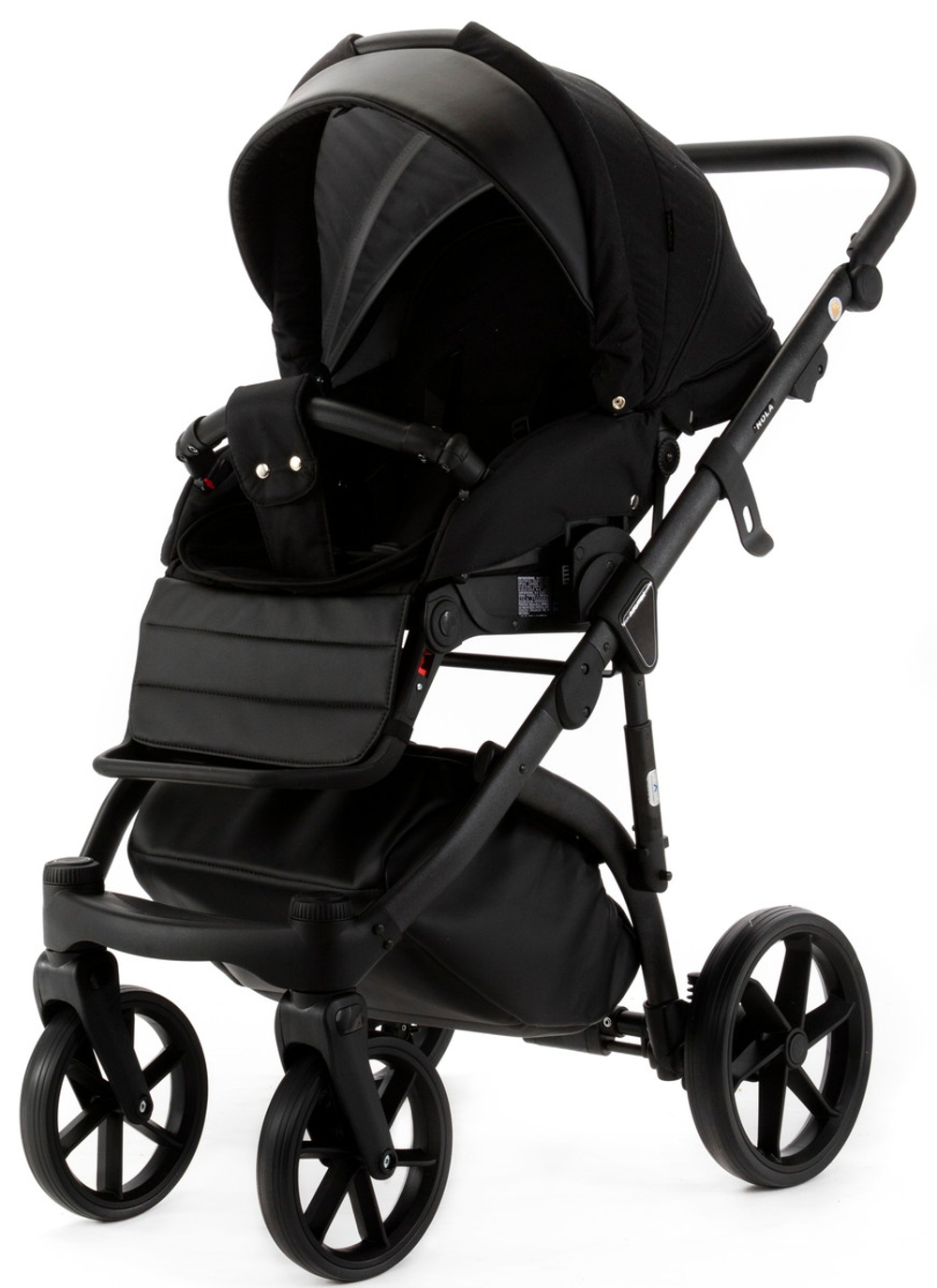 Детская коляска Adamex Nola Natura 2 в 1 N-11-CARBON (ЧЕРН + ЧЕРН. КОЖА)