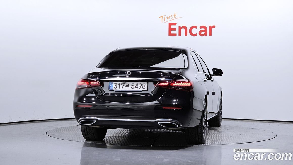 Mercedes-Benz E-Class W213 E300e 4MATIC Exclusive (01.2021)