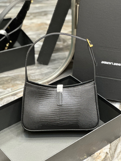 Saint Laurent Le 5 à 7 Hobo Bag