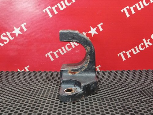 Кронштейн глушителя 2017г