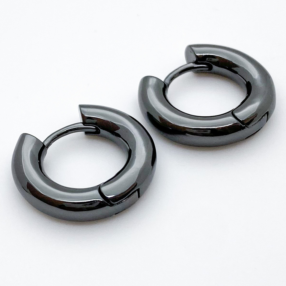 Ювелирные швензы, цвет черный металл, размер 20*4,5 мм, цена за пару