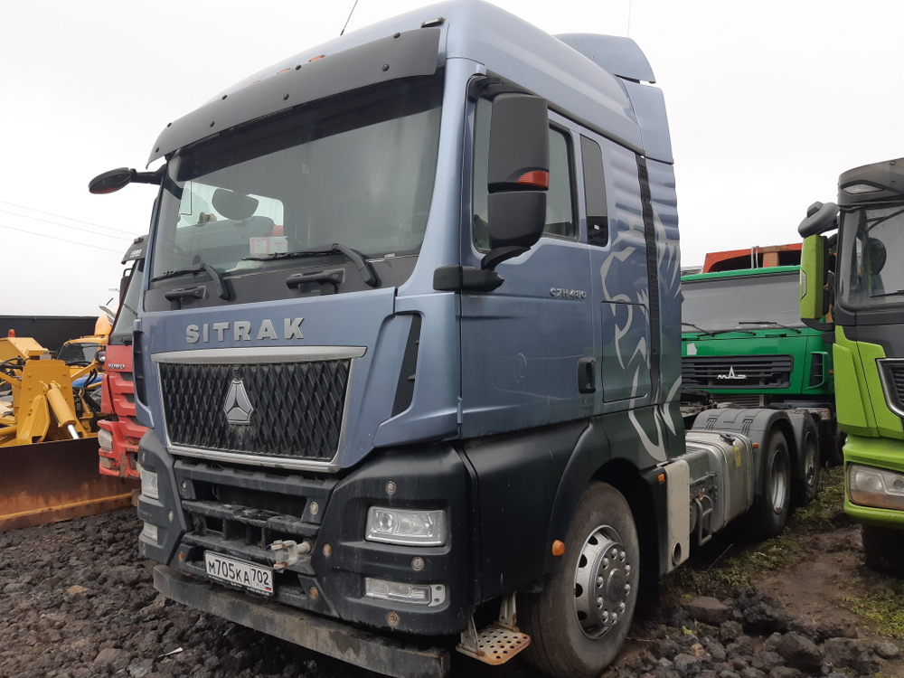 SITRAK C7H 6x4 Седельный тягач ZZ4256V364HE (Дизельный, 12,4 л, 480 л.с., АТ)