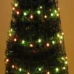 Елка с гирляндой «Ёлка» в1,8 м, d-0,6 м 17 линий 272 лампы LED, зелен. пров, более 8 реж,IP-20, RGB