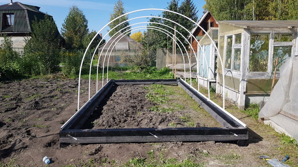 Каркас теплицы "Удачная" Оцинкованная Элитная 40*20мм шаг дуг 0.67м, Ширина 3м, высота 2,1м, длина 4м.
