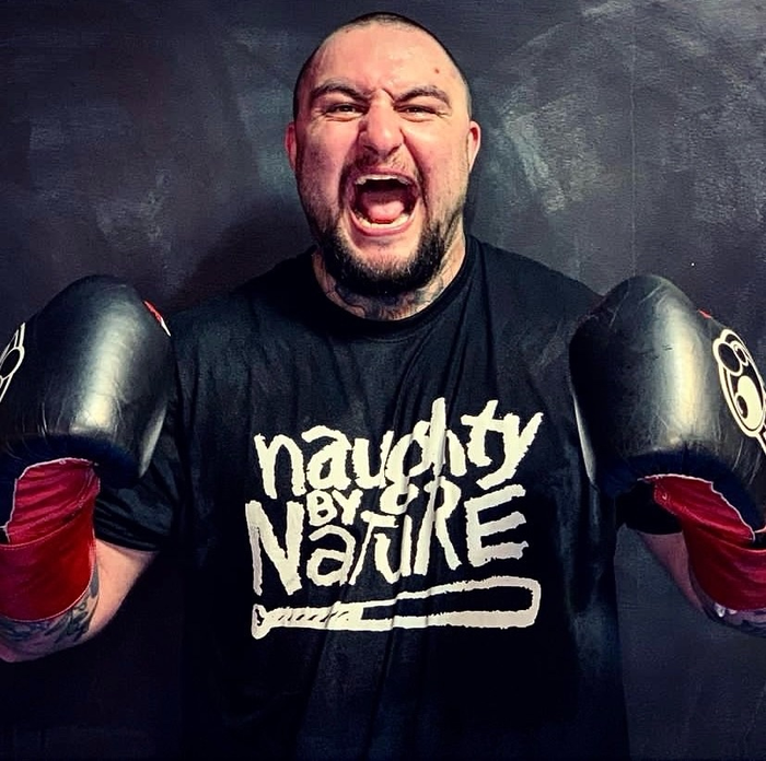 Футболка Naughty by Nature classic black