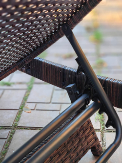 Шезлонг, лежак из искусственного ротанга МАРА «MARA» в комплекте в матрасом — Dark Brown