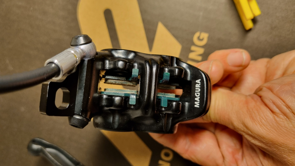 Тормоз Magura MT5E Higo Closer, 4 поршня, для электровелосипедов и электросамокатов