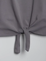 Серый костюм для девочки на лето