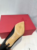 Valentino Vlogo Pump 8 cm