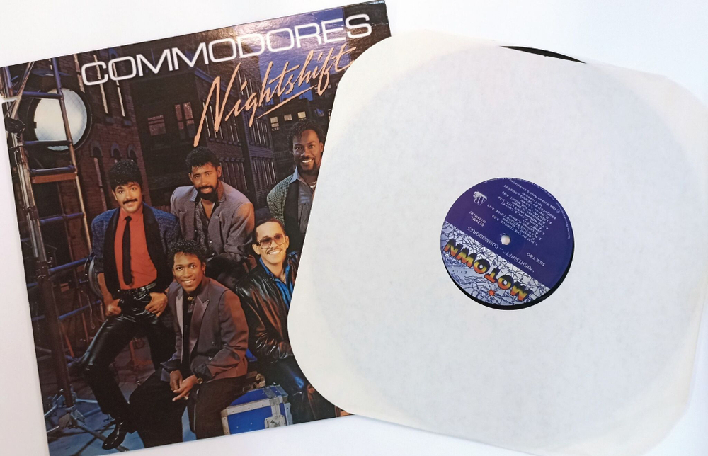 Винтажная виниловая пластинка LP Commodores Nightshift (USA 1985)