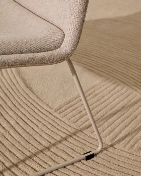 Лаунж-кресло Zahara бежевое с бежевыми ножками