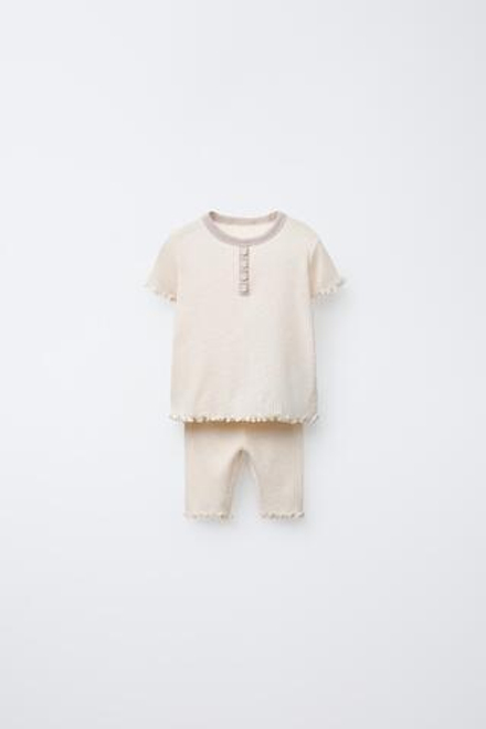 ZARA КОНТРАСТНАЯ ПИЖАМА В РУБЧИК, ЭКРЮ