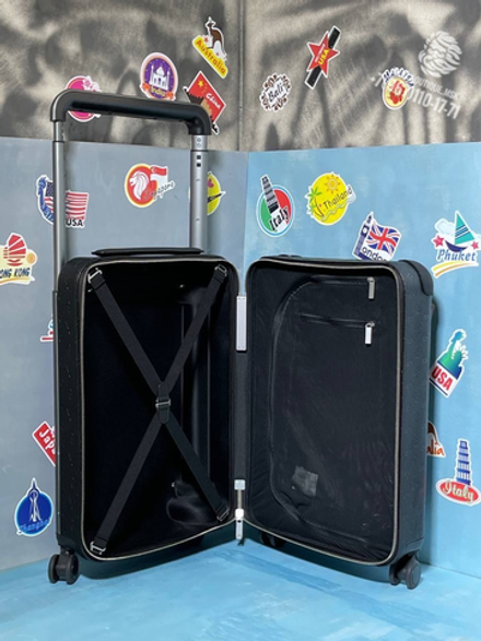 Дорожный чемодан Louis Vuitton Horizon 50