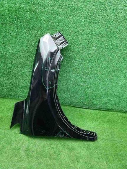 Крыло переднее правое Geely Coolray (2019-2024)