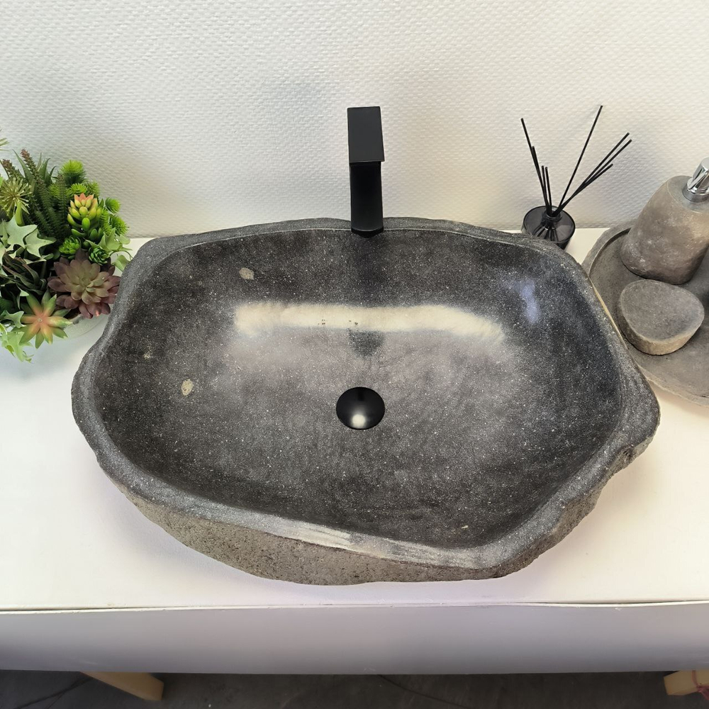 Раковина из речного камня RS-63524 (70*50*16) 0125