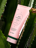 Vely Vely Успокаивающий слабокислотный гель для умывания Pink Mild Cleanser 200 мл