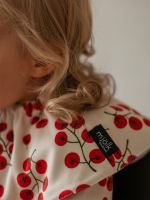 Двусторонний нагрудник Mjölk Cherry Tomatoes